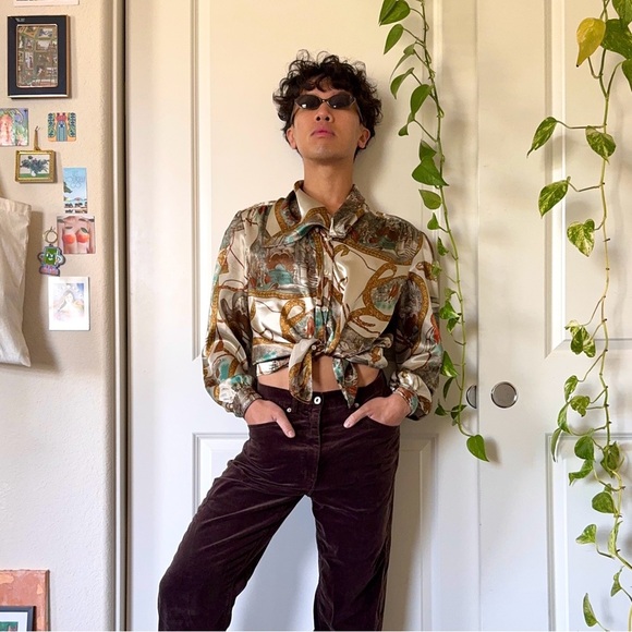 Vintage Baroque-Style Polyester Button-Up Shirt - Picture 2 of 8